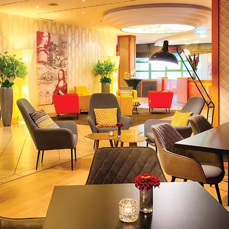 Leonardo Center Szálloda 4*
