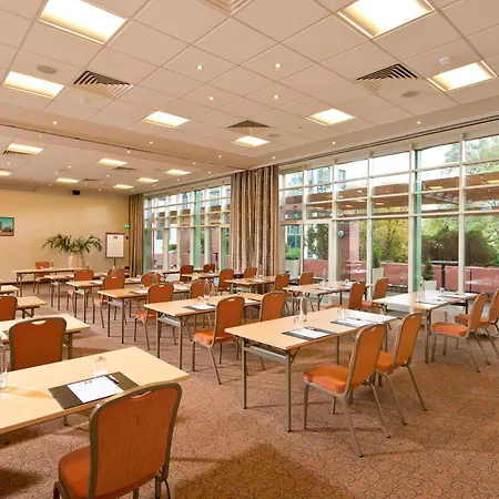 Szálloda Leonardo Center