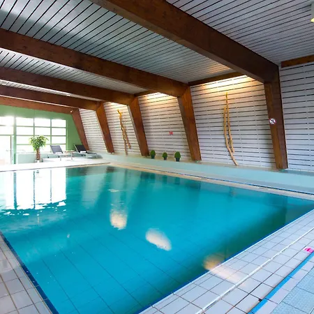 Leonardo Center 4*