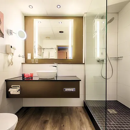 Leonardo Center 4* מאנהיים