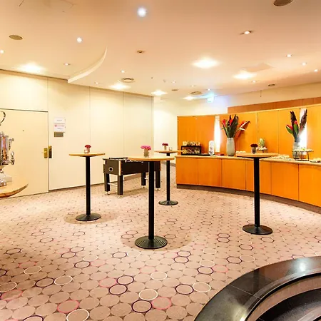 Otel Leonardo Center Mannheim