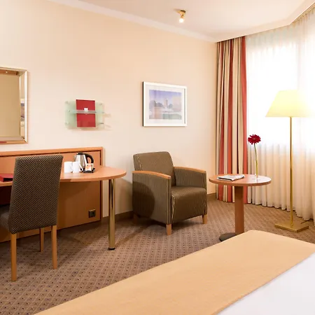 ليوناردو سيتي سنتر فندق 4*