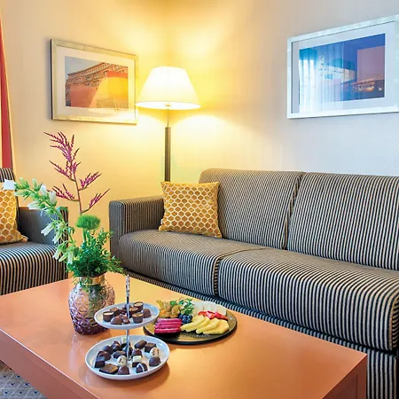 ليوناردو سيتي سنتر فندق 4*