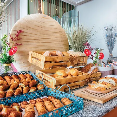 ليوناردو سيتي سنتر 4*