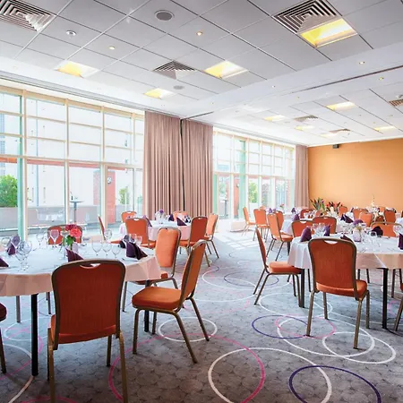 ليوناردو سيتي سنتر 4* مانهايم