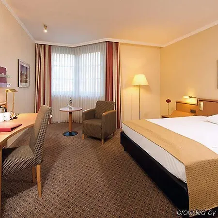 Leonardo Center Otel 4*