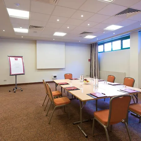 ليوناردو سيتي سنتر فندق 4*