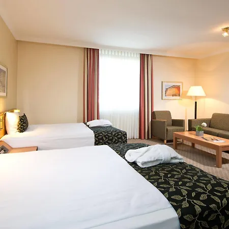 ليوناردو سيتي سنتر 4* مانهايم