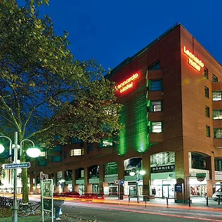 Leonardo Center Hotell