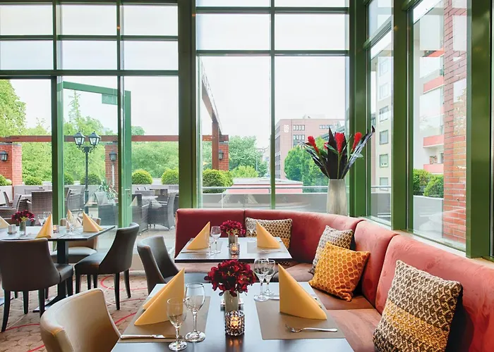 Leonardo Center 4* Mannheim