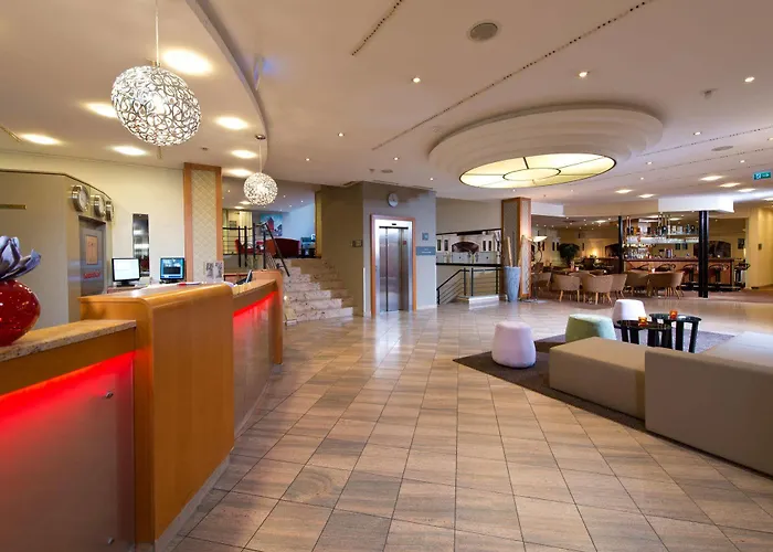 Leonardo Center Hotel